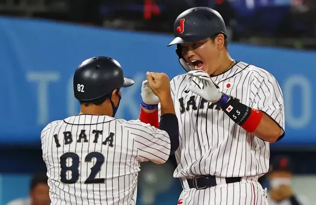 White Sox Sign Murakami: $34M, 2 Years, Power Hitter